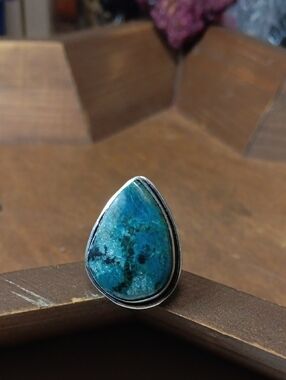 Sterling Silver Teardrop Quantum Quattto Ring - Blue-Green Stone